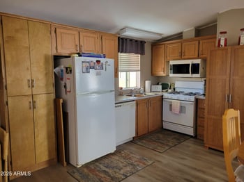 2460 Main St #B9, Mesa, AZ 85213