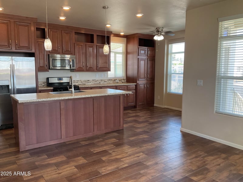 2460 Main St #E3, Mesa, AZ 85213