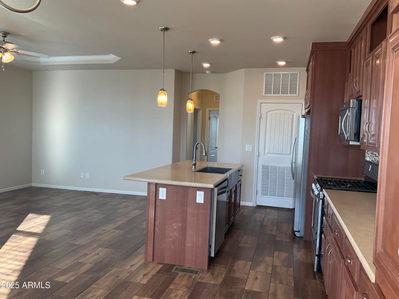 2460 Main St #N14, Mesa, AZ 85213