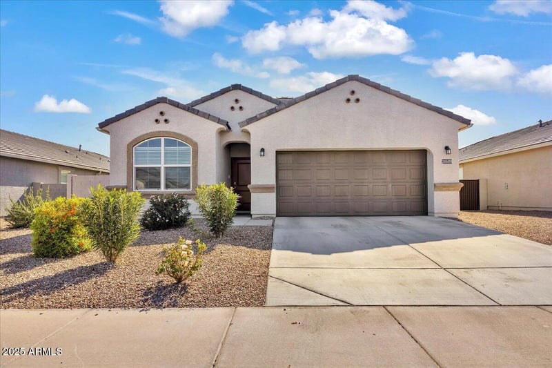 24609 Raymond St, Buckeye, AZ 85326