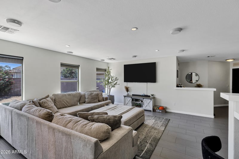 2461 Goldmine Mountain Dr, San Tan Valley, AZ 85144