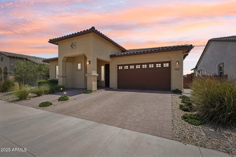 24611 174th Dr, Surprise, AZ 85387