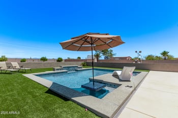 24620 Quails Nest Ln, Wittmann, AZ 85361