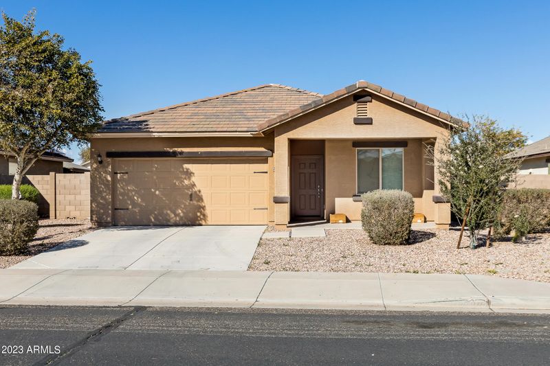 24620 W Mobile Ln, Buckeye, AZ 85326