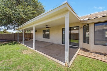 2463 Longhorn Pl, Chandler, AZ 85286