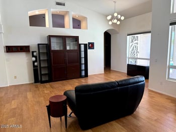 2463 Goldenrod St, Phoenix, AZ 85048