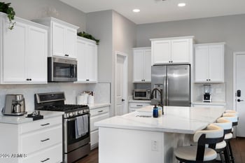 2463 N 149th Ln, Goodyear, AZ 85395