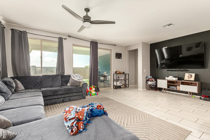 24638 144th Dr, Surprise, AZ 85387