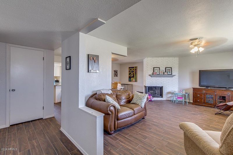 2464 E Highland St, Mesa, AZ 85213