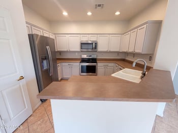 2464 W Warren Dr, Anthem, AZ 85086