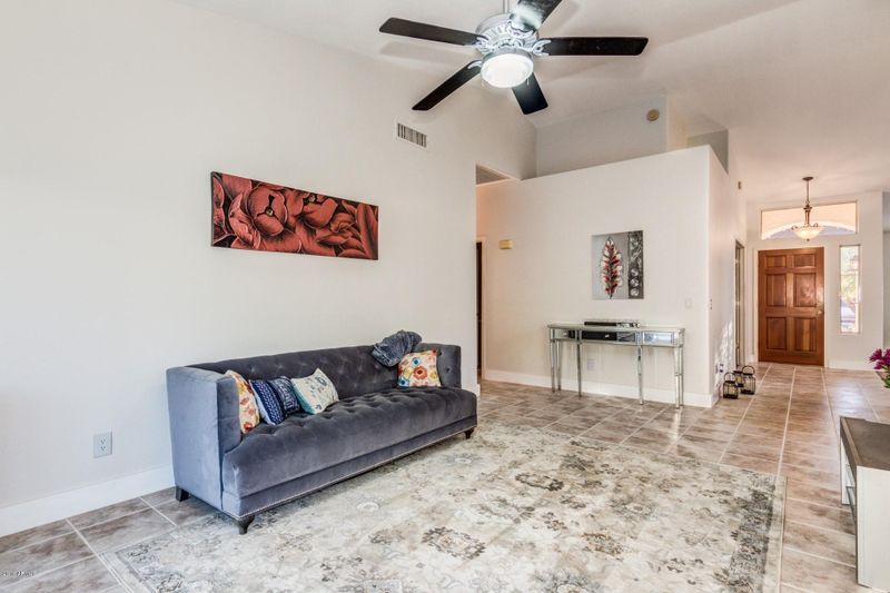 24645 N 62nd Ave, Glendale, AZ 85310