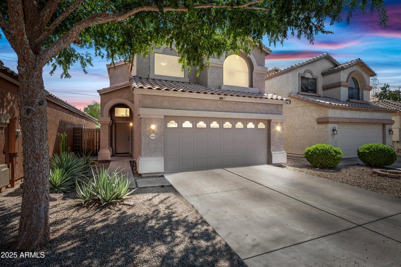 24649 35th Dr, Glendale, AZ 85310