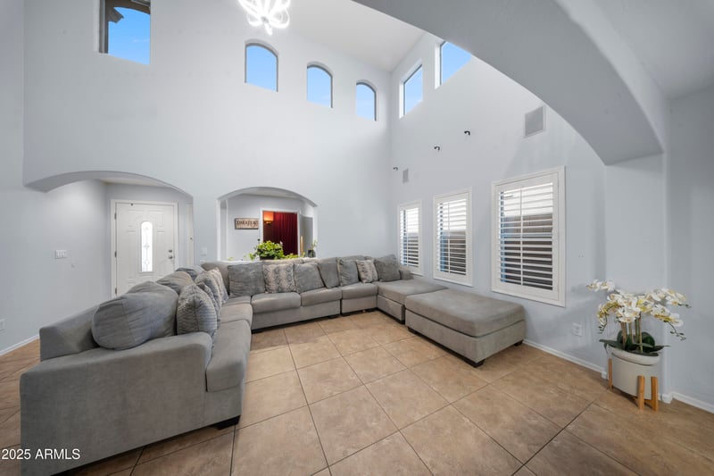 24649 65th Ave, Glendale, AZ 85310