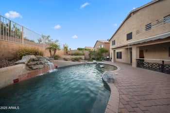 24649 65th Ave, Glendale, AZ 85310