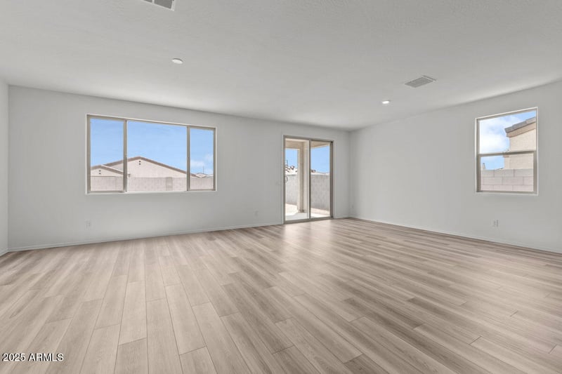 24659 Wayland Dr, Buckeye, AZ 85326