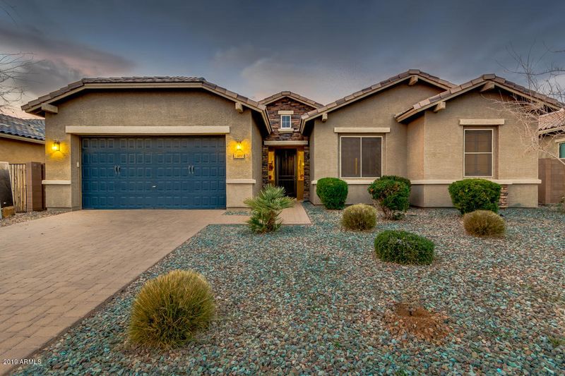 2466 E Lindrick Dr, Gilbert, AZ 85298
