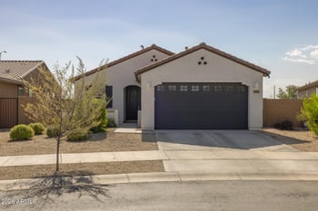 2468 Reavis Falls Rd, Apache Junction, AZ 85119