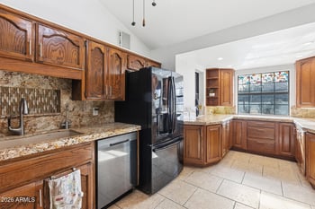 247 E Glencove St, Mesa, AZ 85201