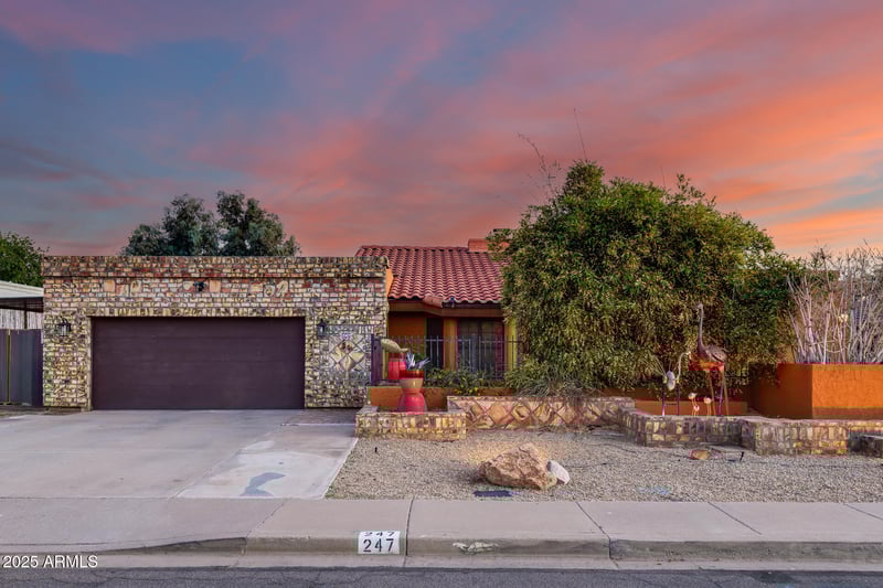 247 Glencove St, Mesa, AZ 85201
