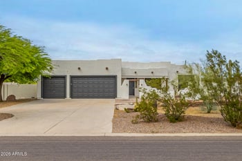 24702 Red Robin Dr, Wittmann, AZ 85361