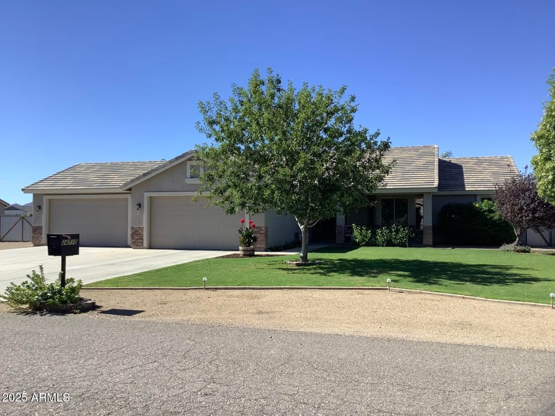 24710 210th Pl, Queen Creek, AZ 85142