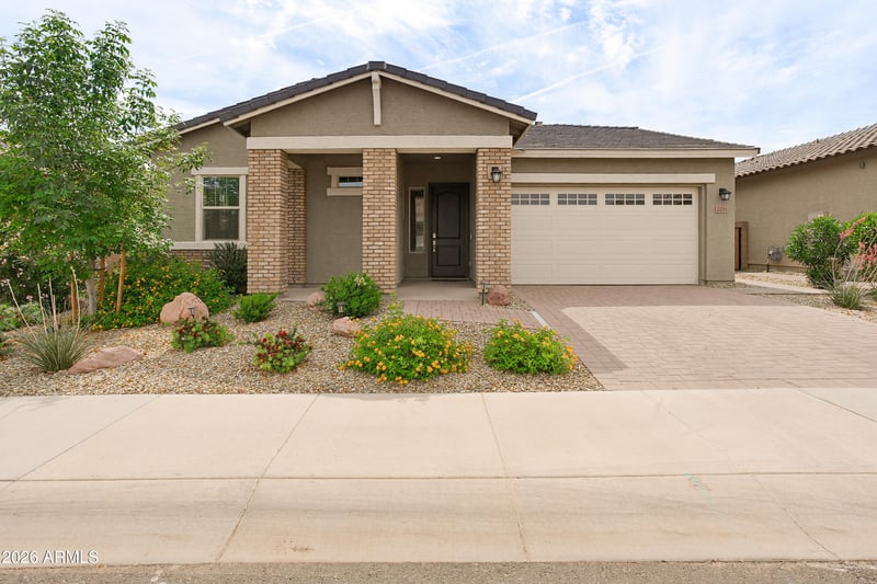 24711 174th Ln, Surprise, AZ 85387