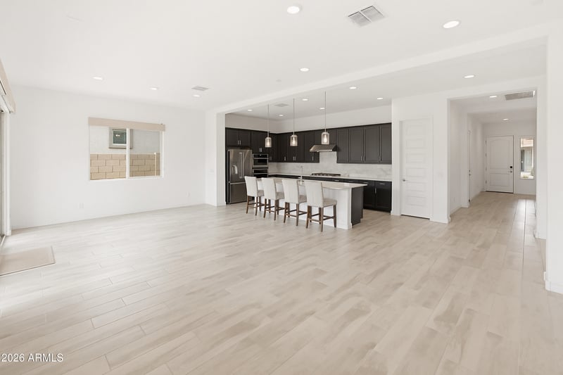 24711 174th Ln, Surprise, AZ 85387