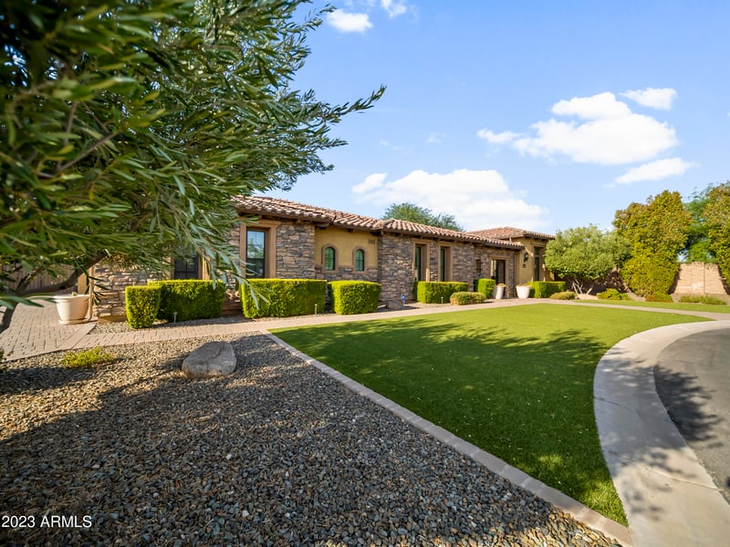 2472 E Robin Ct, Gilbert, AZ 85296