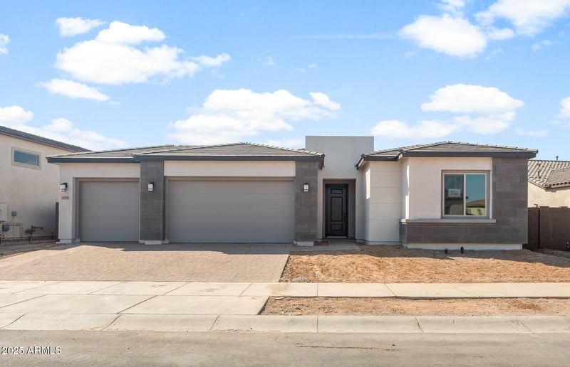 24726 169th Ave, Surprise, AZ 85387