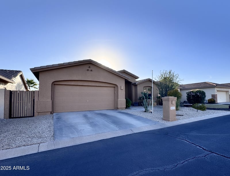 24726 Golfview Dr, Sun Lakes, AZ 85248