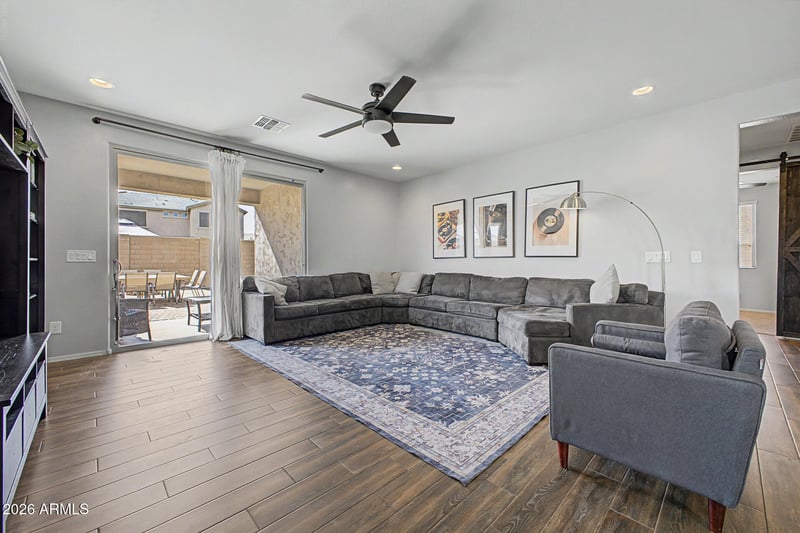 24728 N 96th Ave, Peoria, AZ 85383