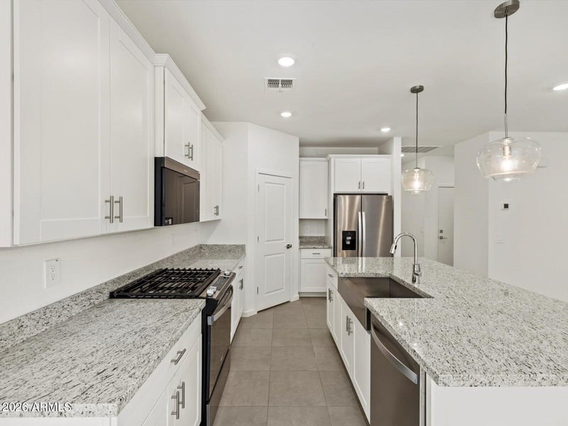 2473 Enantio Rd, San Tan Valley, AZ 85143