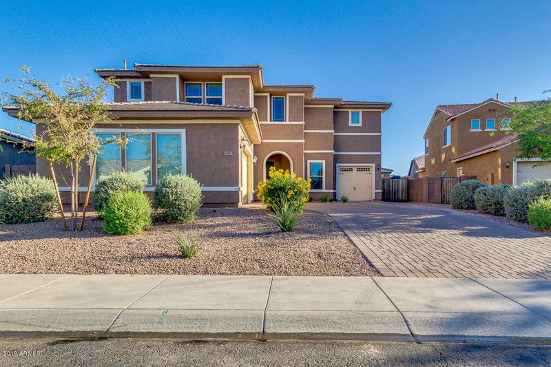 2473 E Tomahawk Dr, Gilbert, AZ 85298