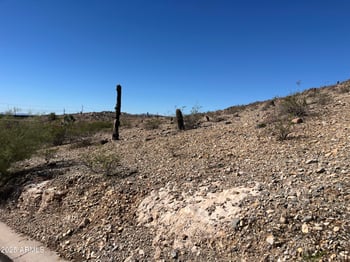 2473 Glenhaven Dr #9, Phoenix, AZ 85048