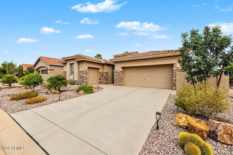 24737 S Golfview Dr, Sun Lakes, AZ 85248