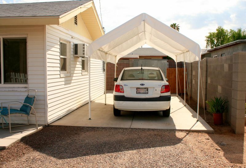 2474 E Almeria Rd E, Phoenix, AZ 85008