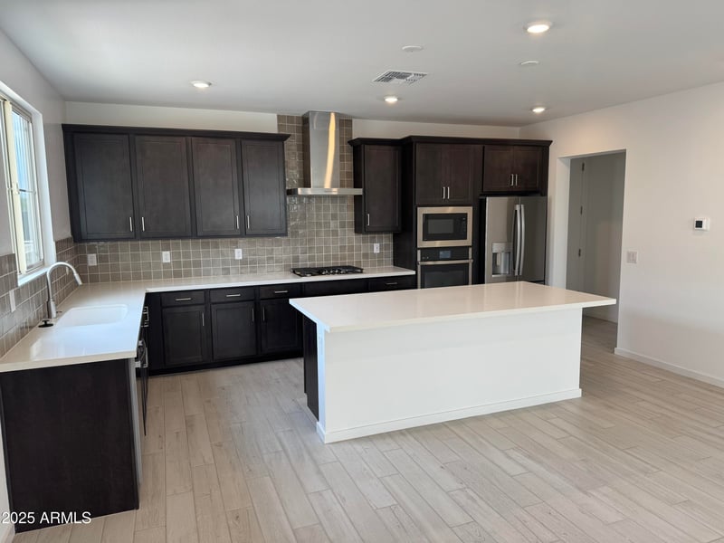 2474 Rowel Rd, Phoenix, AZ 85085