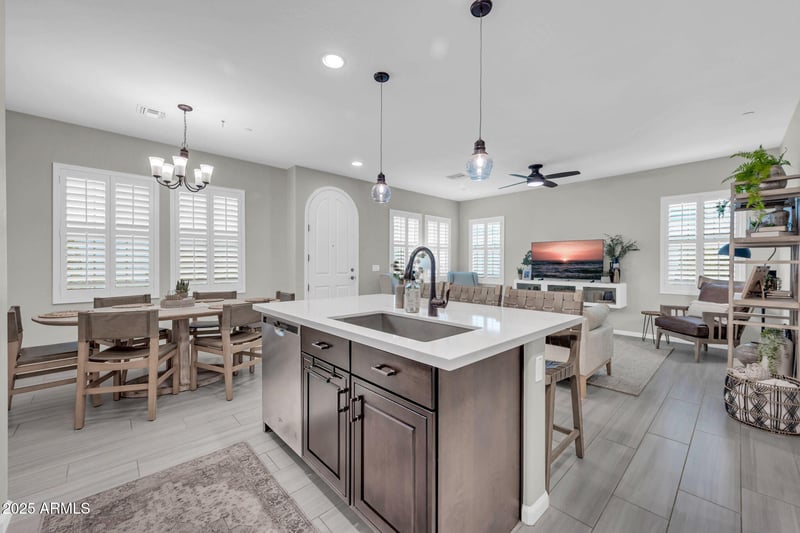 2477 Market Pl #41, Chandler, AZ 85248
