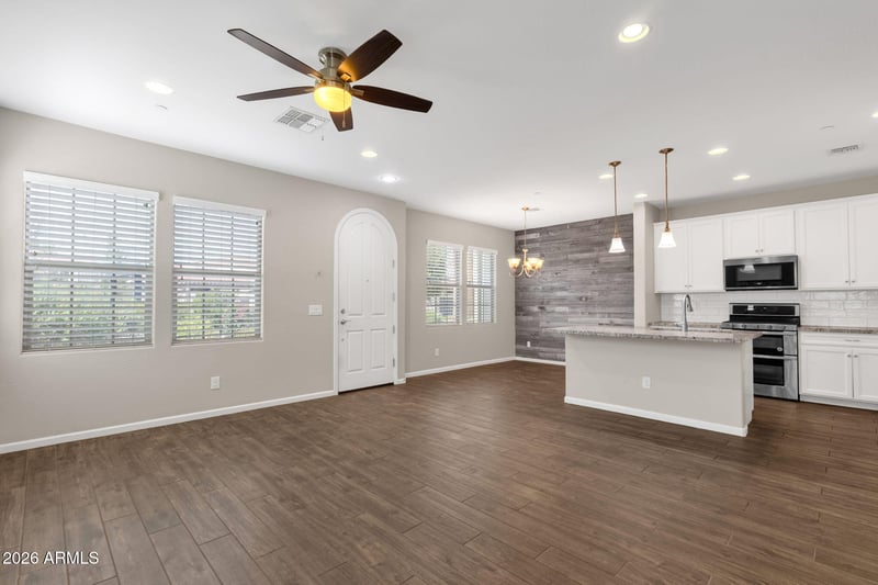 2477 Market Pl #34, Chandler, AZ 85248