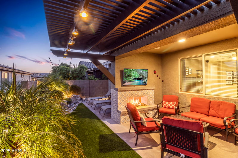 24777 172nd Ave, Surprise, AZ 85387