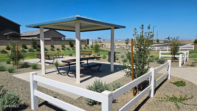 2480 Galloping Horse Dr, San Tan Valley, AZ 85140