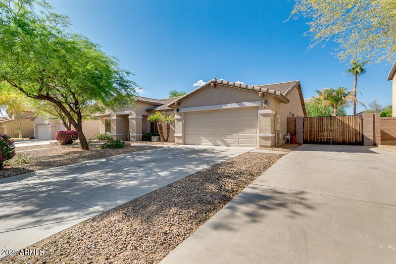 2480 E Milky Way, Gilbert, AZ 85295