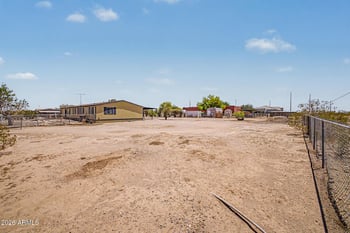 24805 115th Ave, Sun City, AZ 85373