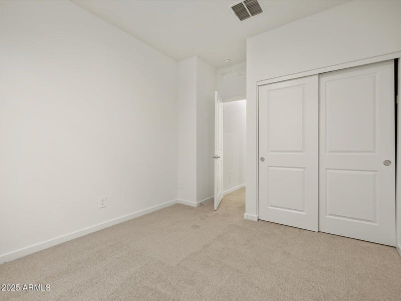 2481 Fortana Dr, San Tan Valley, AZ 85143