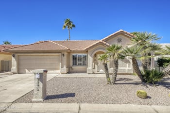 24810 Foxglenn Dr, Sun Lakes, AZ 85248