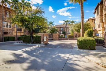 2482 Roma Ave, Phoenix, AZ 85016