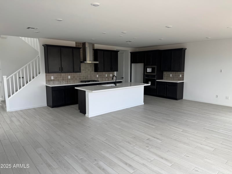 2482 Rowel Rd, Phoenix, AZ 85085