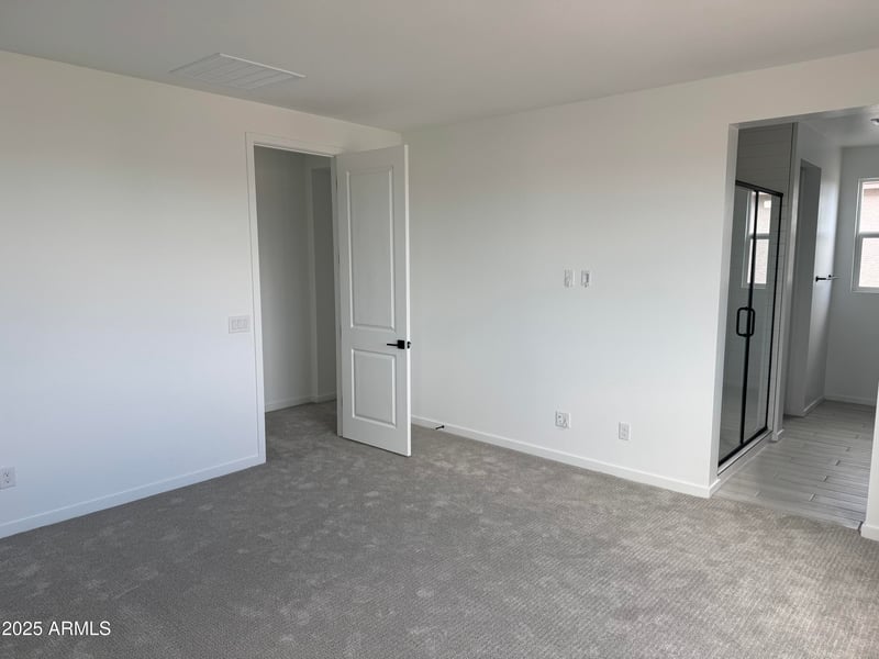 2482 Rowel Rd, Phoenix, AZ 85085
