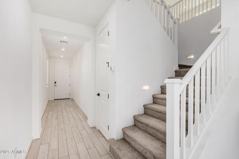 2482 Rowel Rd, Phoenix, AZ 85085