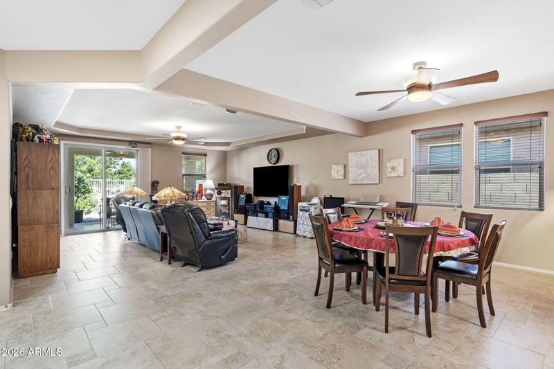 2482 Arroyo Way, San Tan Valley, AZ 85144